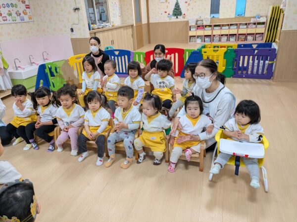 12月お誕生日会　りんごの木